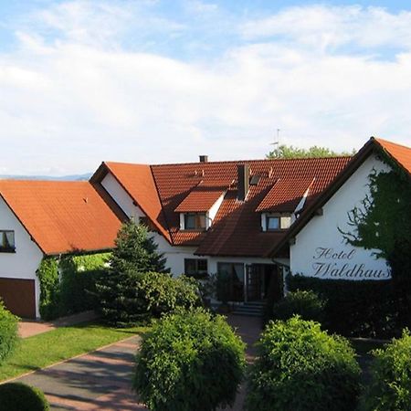 Hotel Waldhaus Хюгельсхайм Экстерьер фото